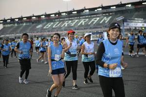 BIB: 210838, 80167, 13454
                            <button type="button" onclick="openModal(10986853)" class="btn btn-primary btn-sm float-right btn-popup" data-toggle="modal" data-target=".modal-high-quality">
                        <i class="fas fa-shopping-cart"></i> Add to Cart
                    </button>
                                            <button type="button" onclick="isThisMe(10986853, true)" class="btn btn-success btn-sm float-right btn-popup btn-isme hidden" data-toggle="tooltip" data-placement="bottom" title="นี่คือรูปของคุณใช่ไหม คลิกที่นี่เพื่อเอาเข้าอัลบั้ม">
                        <i class="fas fa-plus"></i> Add to album
                    </button>
                    <button type="button" onclick="isThisMe(10986853, false)" class="btn btn-warning btn-sm float-right btn-popup btn-isnotme hidden">
                        <i class="fas fa-ban"></i> Remove from album
                    </button>